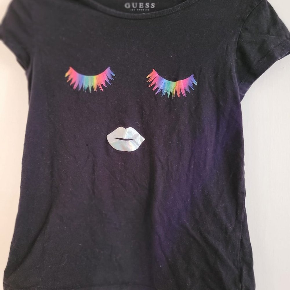 Eyelashes Guess T-Shirt Sz L